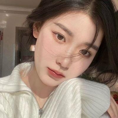 女人在家